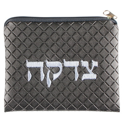 נרתיק צדקה דמוי עור מהודר 11x10 ס"מ