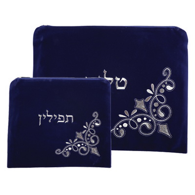 סט טלית תפילין קטיפה כחול בהיר עם ריקמה 36*29 ס"מ