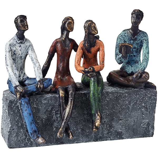 פסל אומנותי -  "חברים" ,  4 דמויות יושבות על סלע  ZA-4008